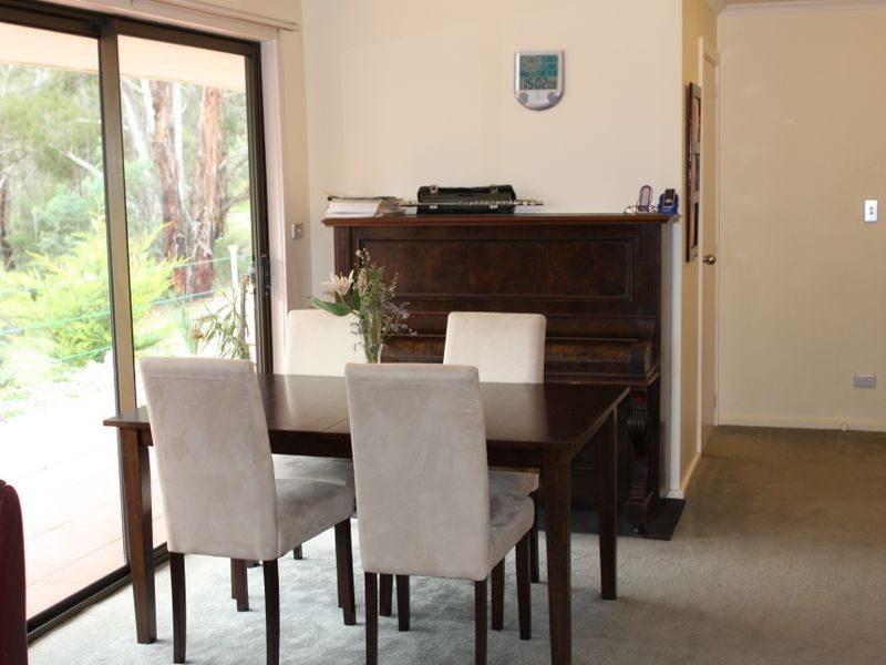 5 Harolds Cross Road, Captains Flat NSW 2623