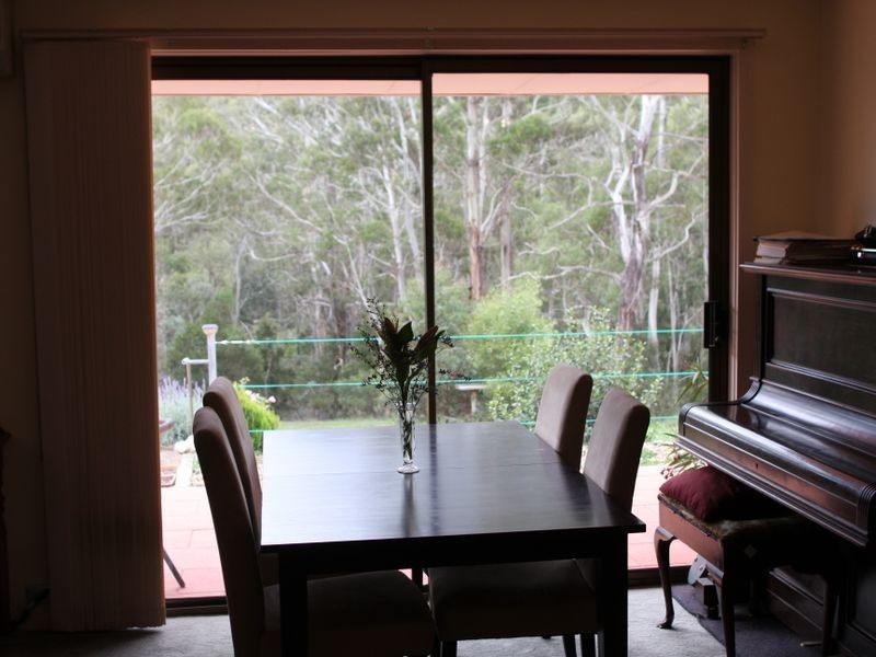 5 Harolds Cross Road, Captains Flat NSW 2623