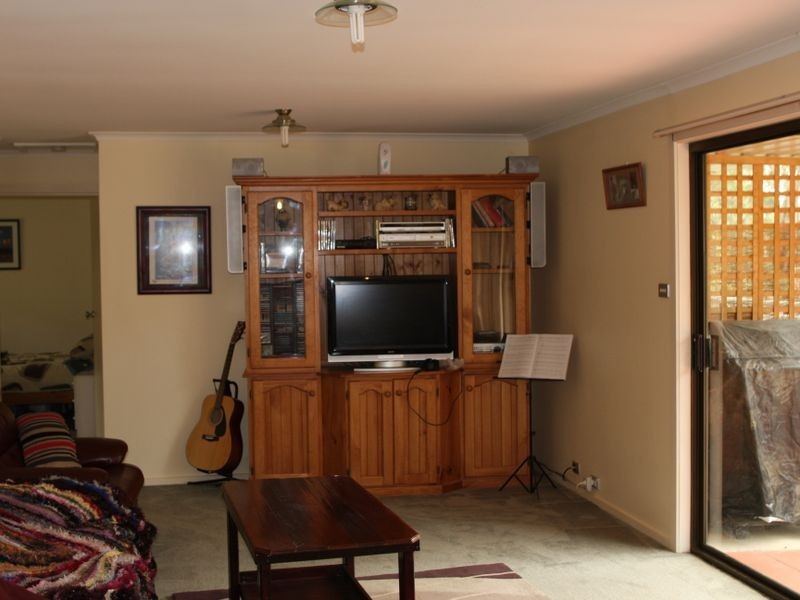 5 Harolds Cross Road, Captains Flat NSW 2623