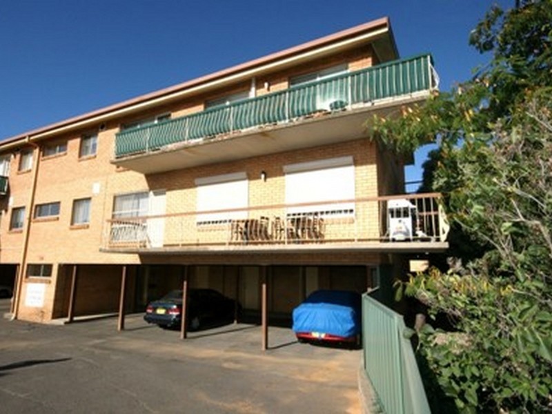 2/12 Federal Avenue, Queanbeyan NSW 2620
