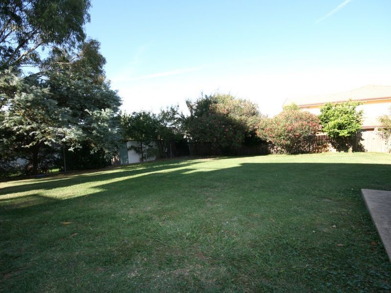 2/12 Federal Avenue, Queanbeyan NSW 2620