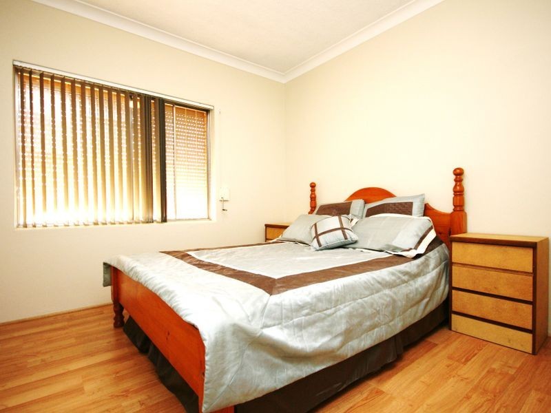 2/12 Federal Avenue, Queanbeyan NSW 2620