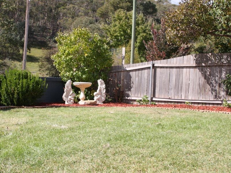 30 Kurrajong Street, Captains Flat NSW 2623
