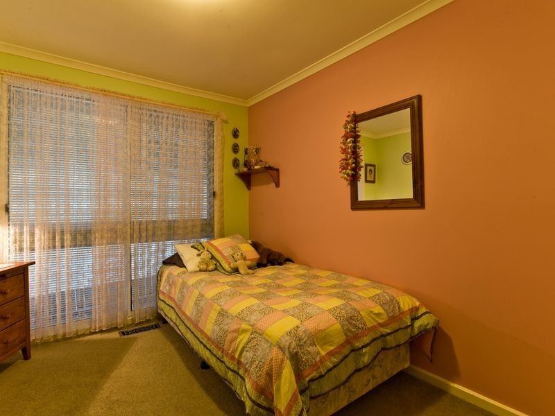 28 Agnes Avenue, Queanbeyan NSW 2620