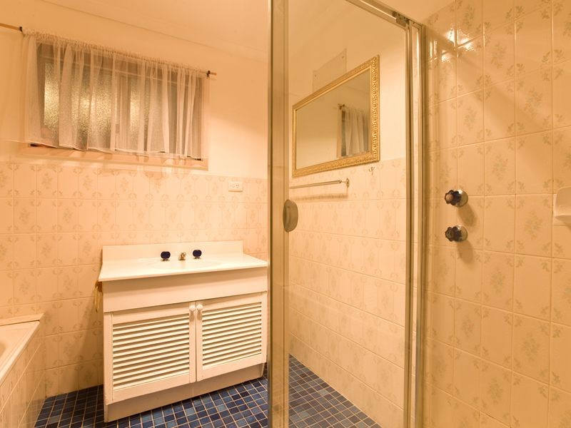 28 Agnes Avenue, Queanbeyan NSW 2620