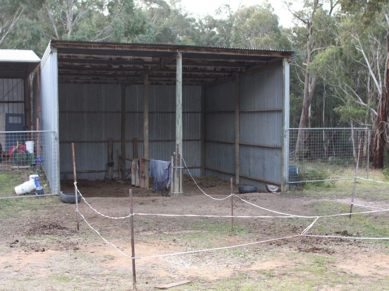 80 Harrolds Cross Road, Captains Flat NSW 2623