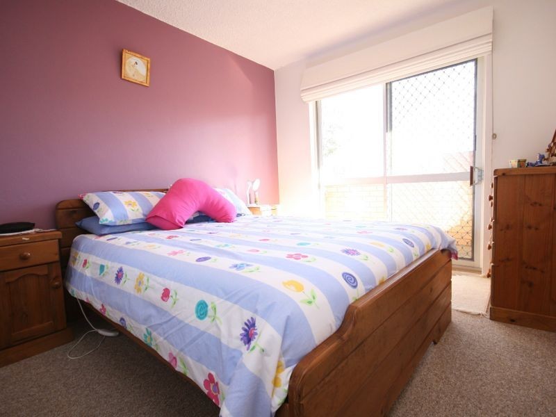 1/30 Trinculo Place, Queanbeyan NSW 2620