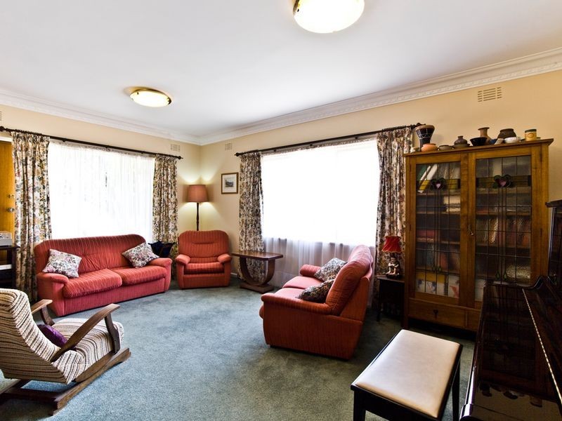 2 Atholbar Way, Queanbeyan NSW 2620