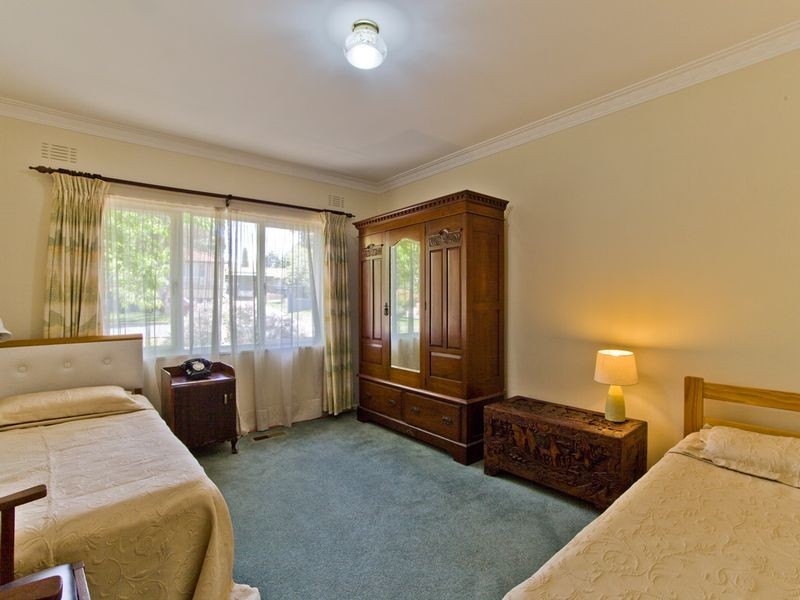 2 Atholbar Way, Queanbeyan NSW 2620