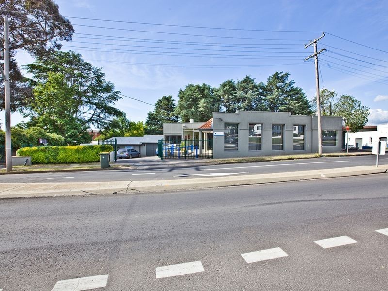 93 Uriarra Road, Queanbeyan NSW 2620