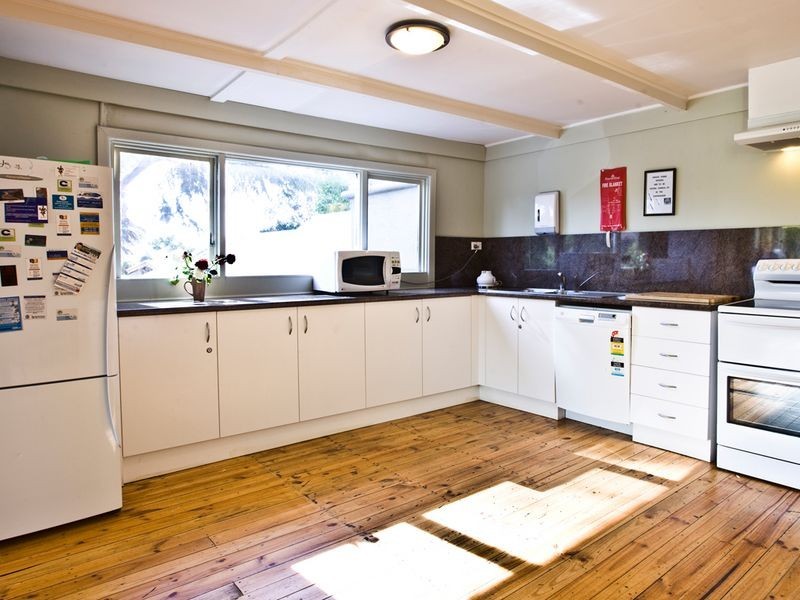 93 Uriarra Road, Queanbeyan NSW 2620