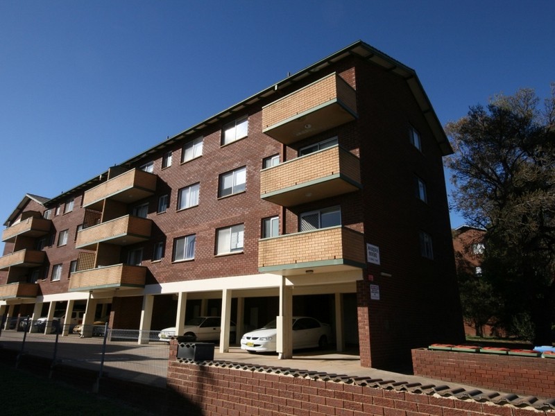 15/30 Trinculo Place, Queanbeyan NSW 2620