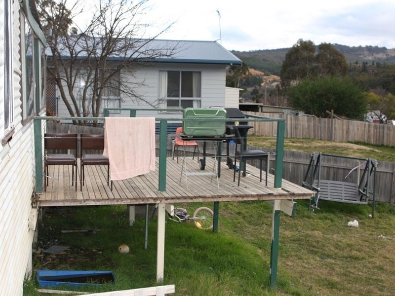 23 Schardt Street, Captains Flat NSW 2623