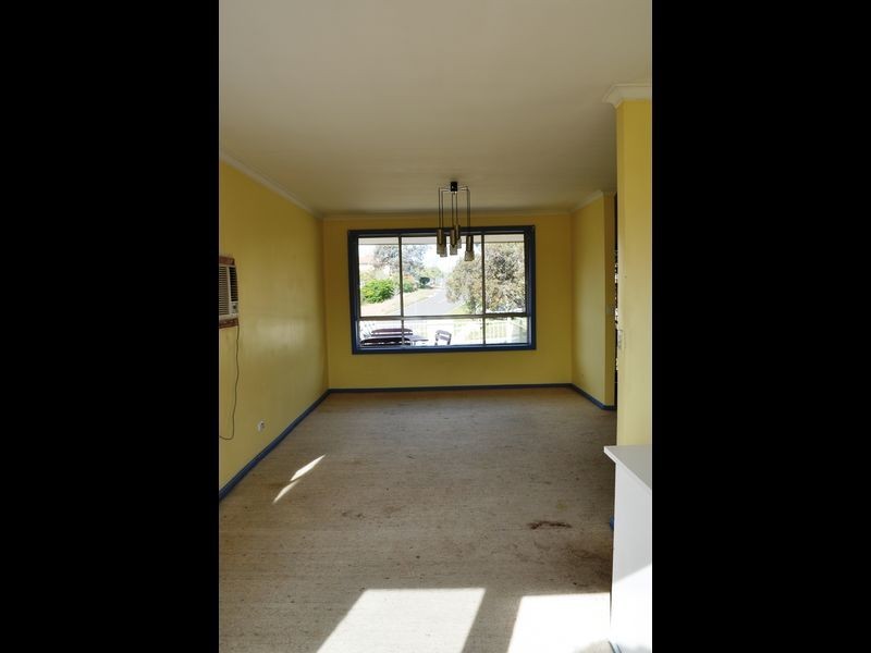 39 Crest Road, Queanbeyan NSW 2620