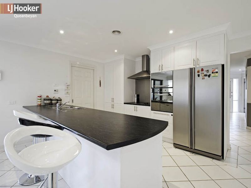 22 Doeberl Place, Queanbeyan NSW 2620