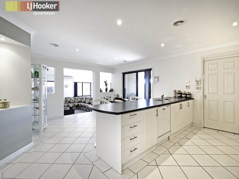 22 Doeberl Place, Queanbeyan NSW 2620