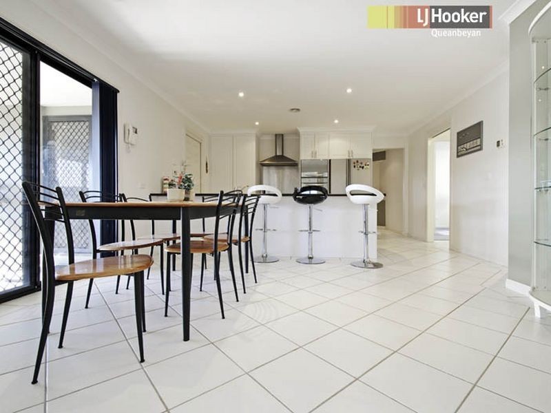 22 Doeberl Place, Queanbeyan NSW 2620
