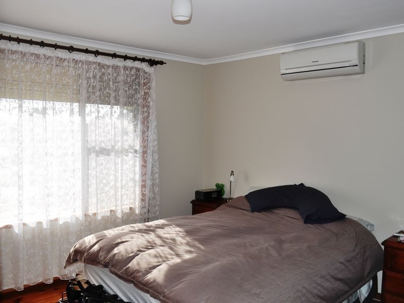 4 Jarrah Street, Queanbeyan NSW 2620