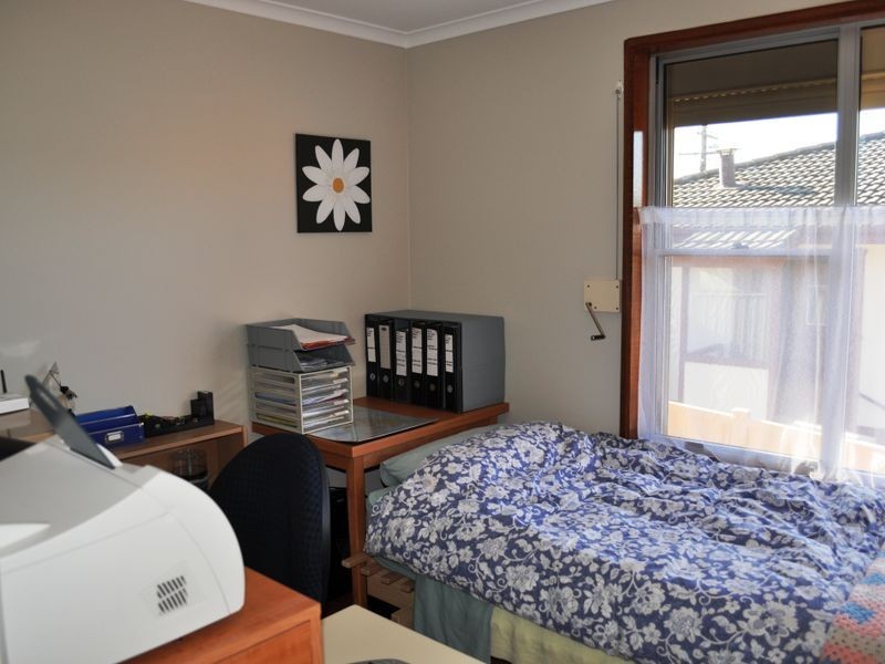 4 Jarrah Street, Queanbeyan NSW 2620