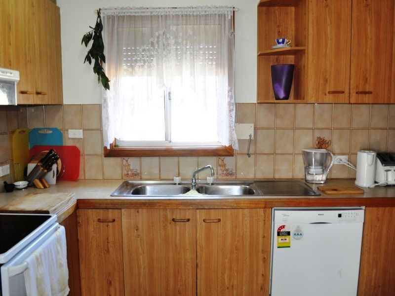4 Jarrah Street, Queanbeyan NSW 2620