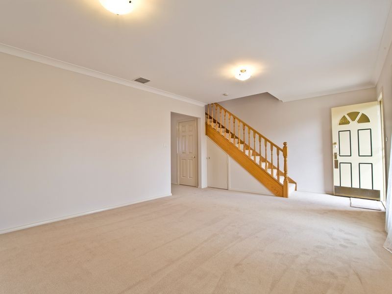 8/44 Carrington Street, Queanbeyan NSW 2620