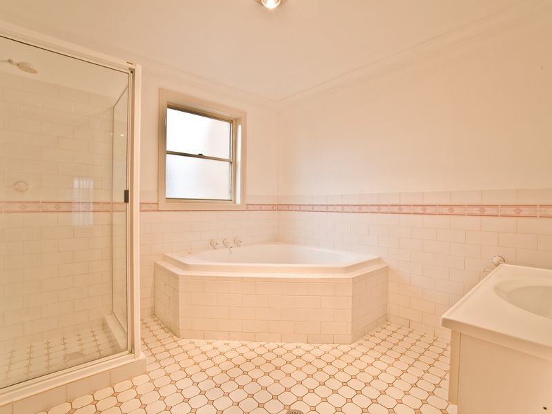 8/44 Carrington Street, Queanbeyan NSW 2620