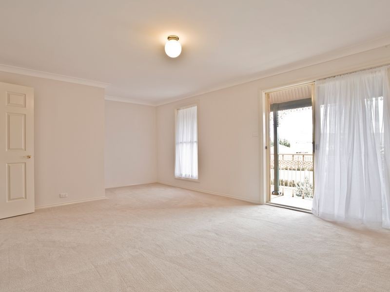 8/44 Carrington Street, Queanbeyan NSW 2620