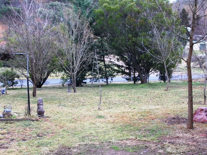 252 Foxlow Street, Captains Flat NSW 2623