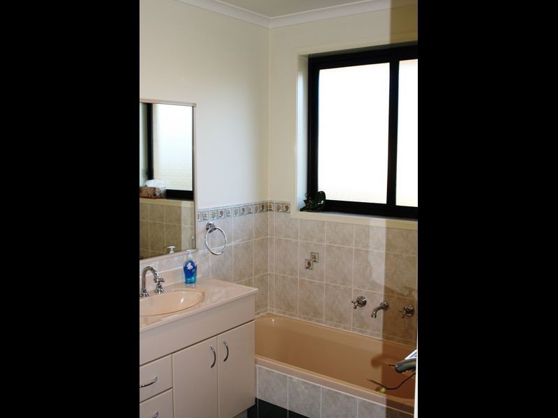 12 Cooma Road, Braidwood NSW 2622
