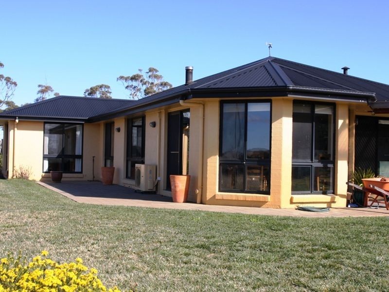 12 Cooma Road, Braidwood NSW 2622