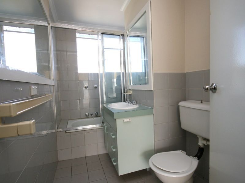 11/8-10 Stornaway Road, Queanbeyan NSW 2620