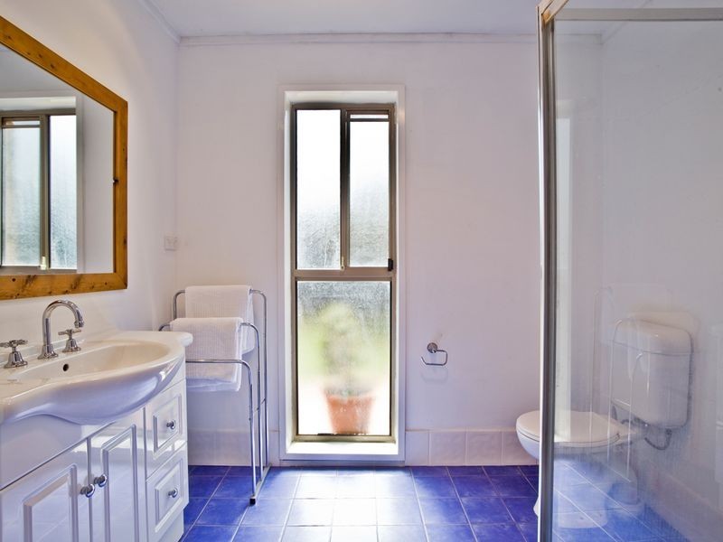 32 Walker Crescent, Jerrabomberra NSW 2619