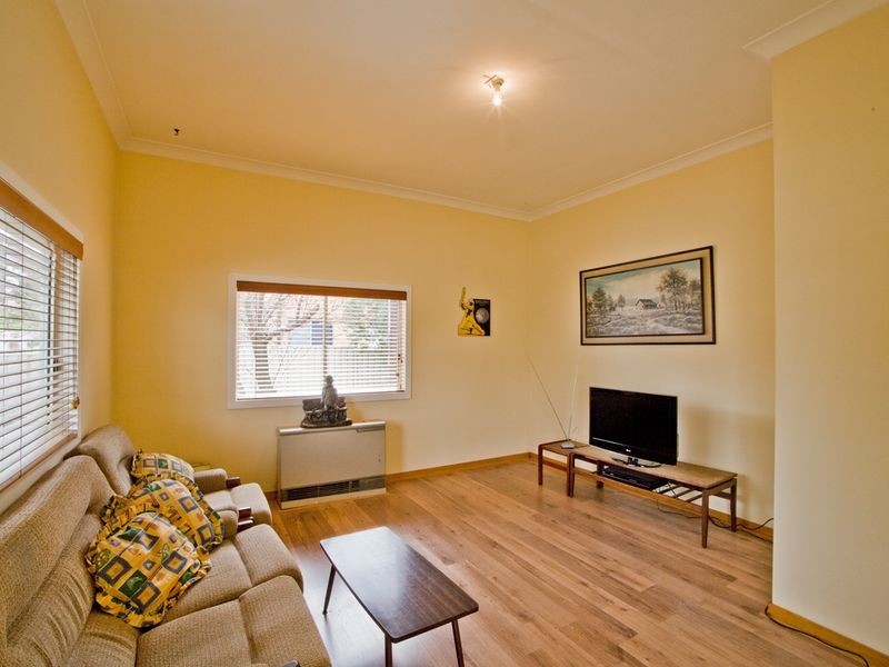 20 Stornaway Road, Queanbeyan NSW 2620