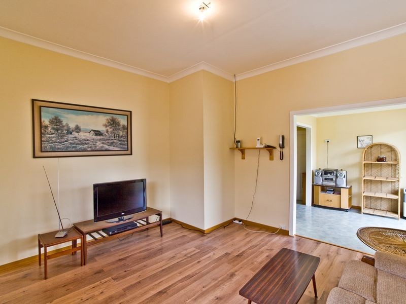 20 Stornaway Road, Queanbeyan NSW 2620
