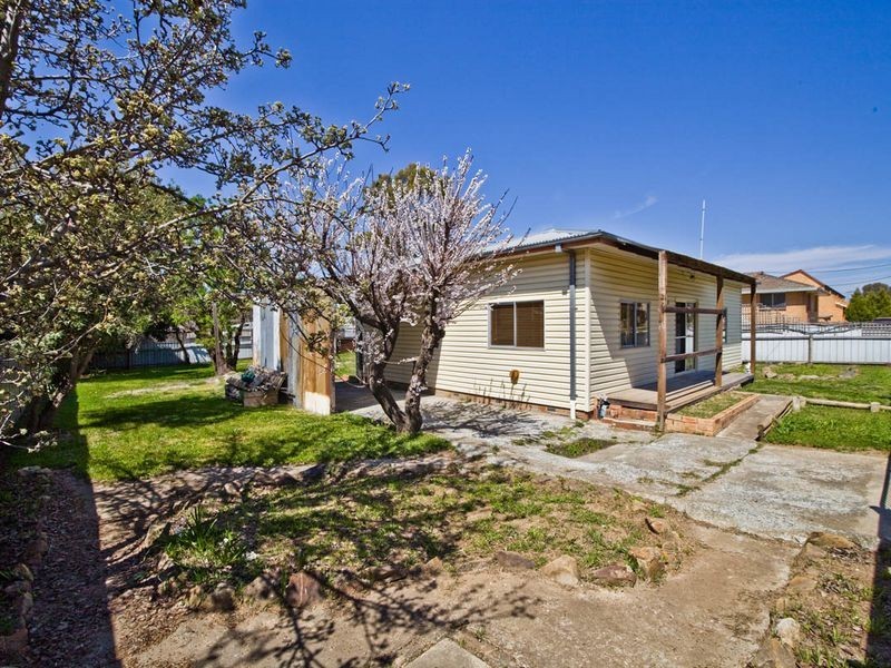 20 Stornaway Road, Queanbeyan NSW 2620
