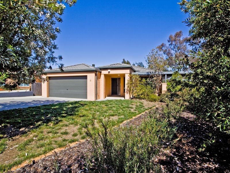 11 Rolfe Place, Queanbeyan NSW 2620