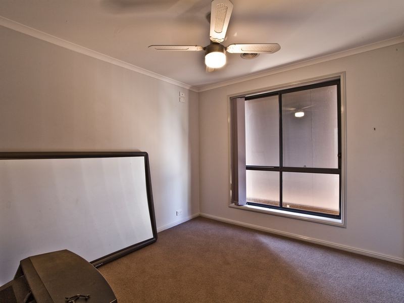11 Rolfe Place, Queanbeyan NSW 2620