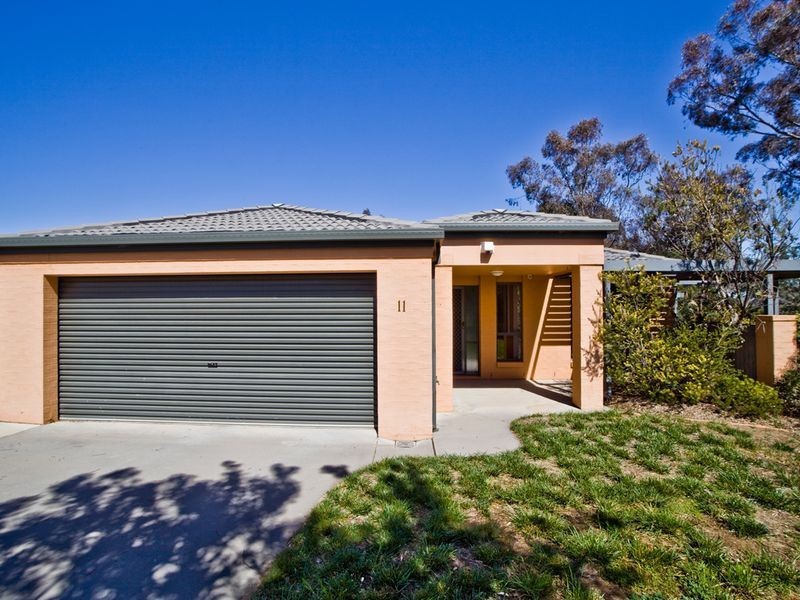 11 Rolfe Place, Queanbeyan NSW 2620