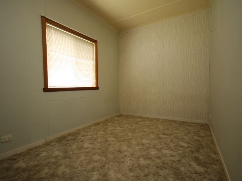 28 Kurrajong Street, Captains Flat NSW 2623