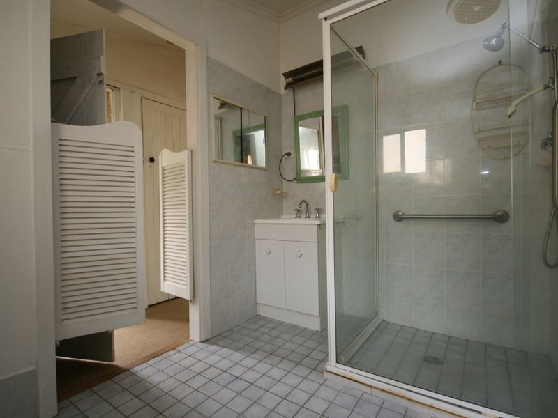 28 Kurrajong Street, Captains Flat NSW 2623