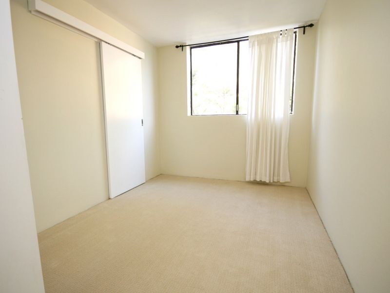 11/5 Mowatt Street, Queanbeyan NSW 2620
