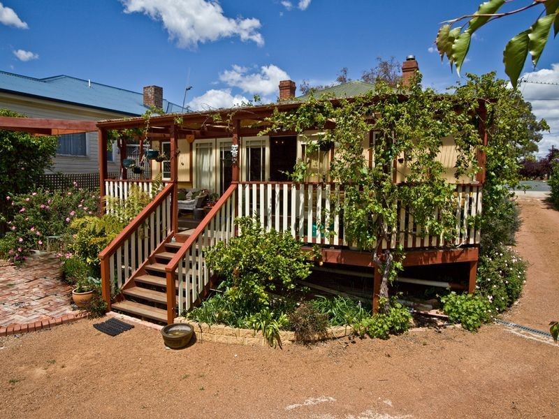 29 Morton Street, Queanbeyan NSW 2620