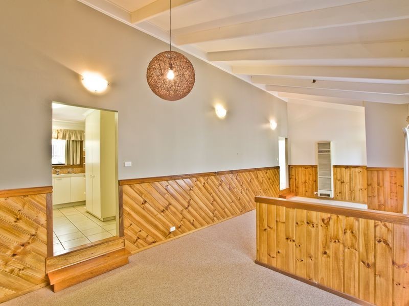 10 Doyle Place, Queanbeyan NSW 2620