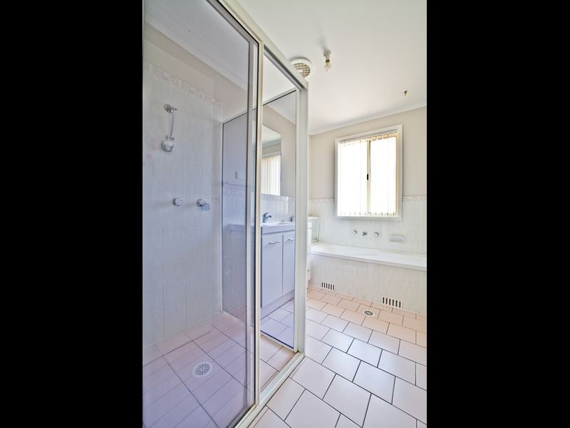 3/57 Donald Road, Queanbeyan NSW 2620