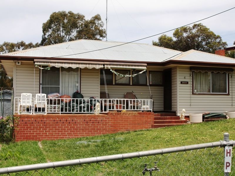 4 Anne Street, Queanbeyan NSW 2620