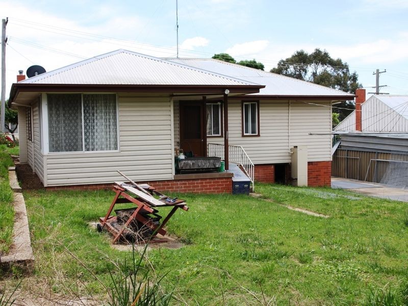 4 Anne Street, Queanbeyan NSW 2620