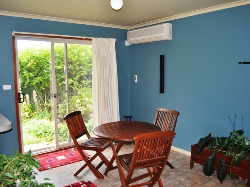 2 Coombe Street, Bonython ACT 2905