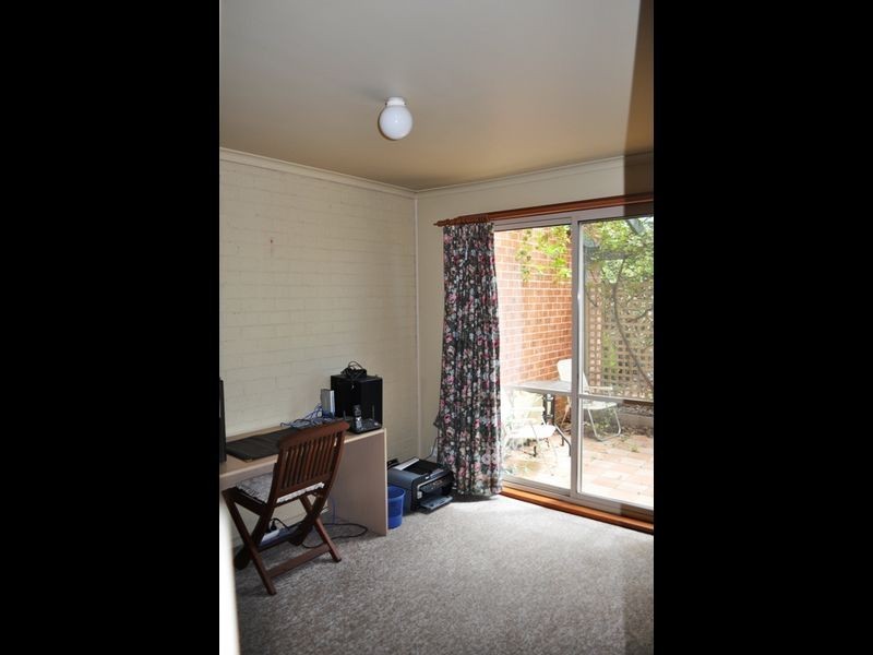 2 Coombe Street, Bonython ACT 2905
