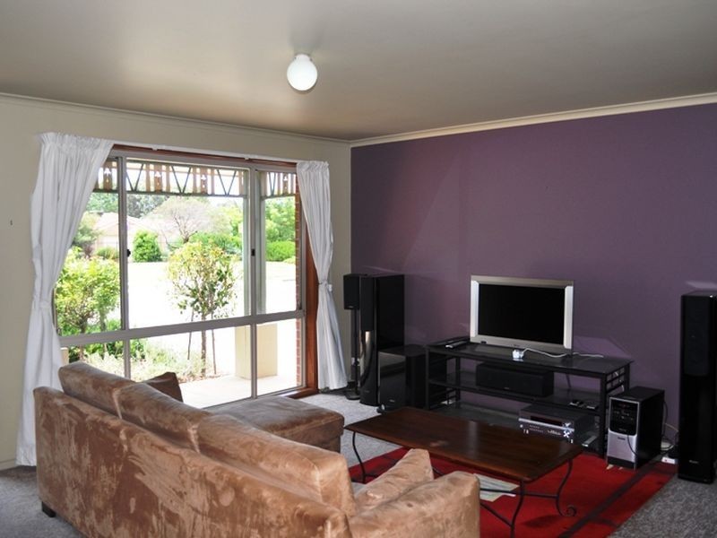 2 Coombe Street, Bonython ACT 2905