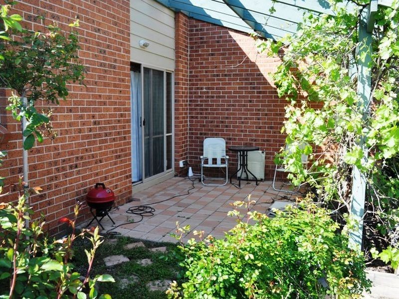 2 Coombe Street, Bonython ACT 2905